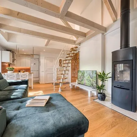 Cozy In Beautiful Nature *